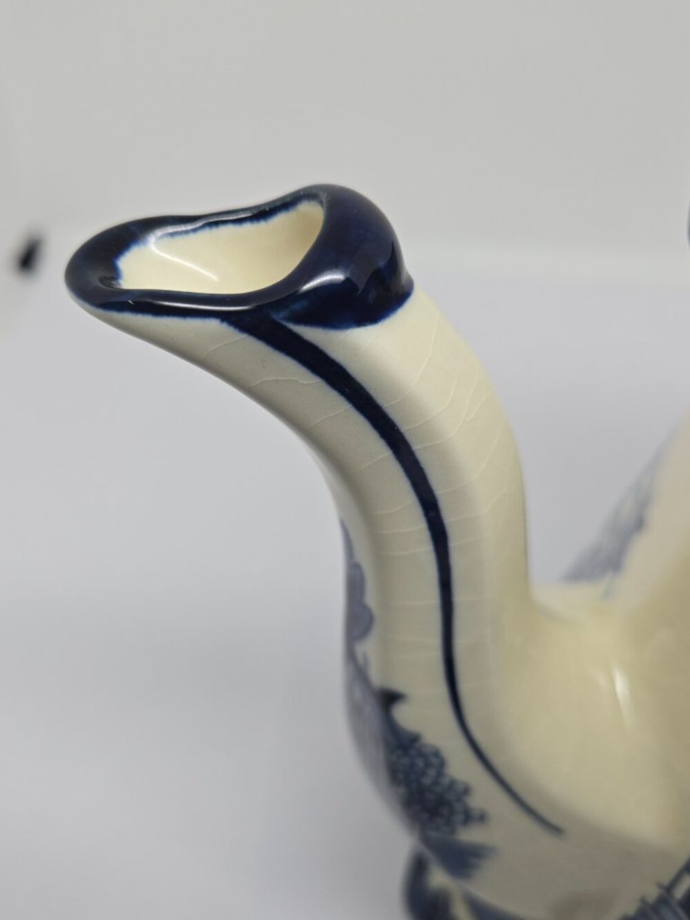 E&C Challinor Ironstone Willow Modern Production Ceramic Teapot, Blue and White - Picture 14 of 16